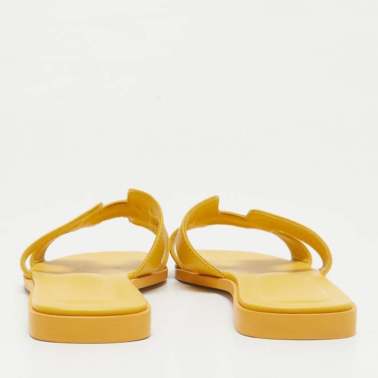 Pre Owned Hermes Yellow Leather Oran Flat Slides Size 36