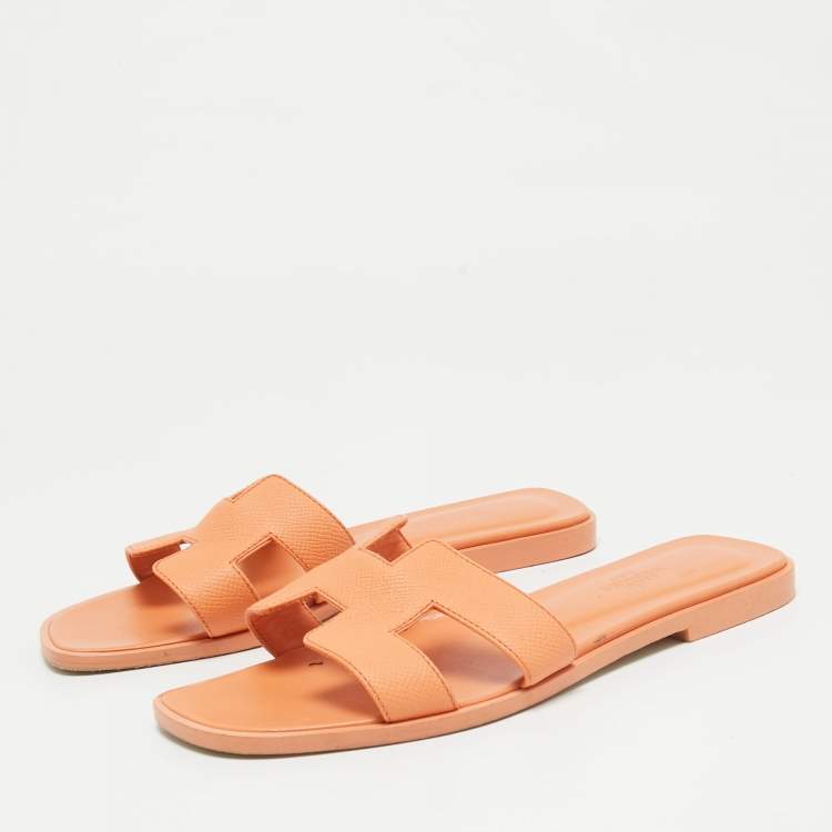 Pre Owned Hermes Light Orange Leather Oran Flat Slides Size 36.5