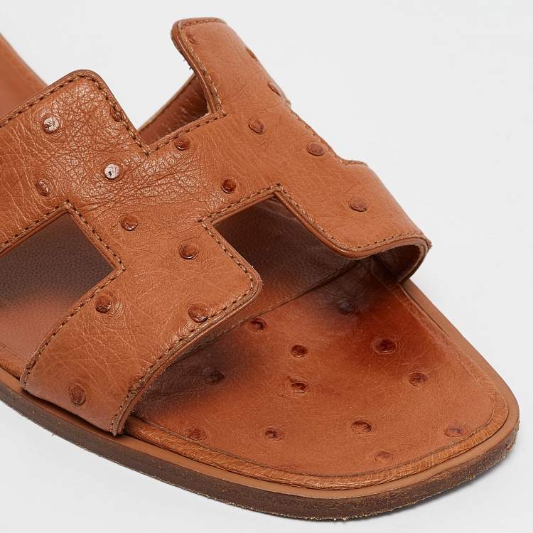 Pre Owned Hermes Brown Ostrich Leather Oran Flat Slides Size 37.5
