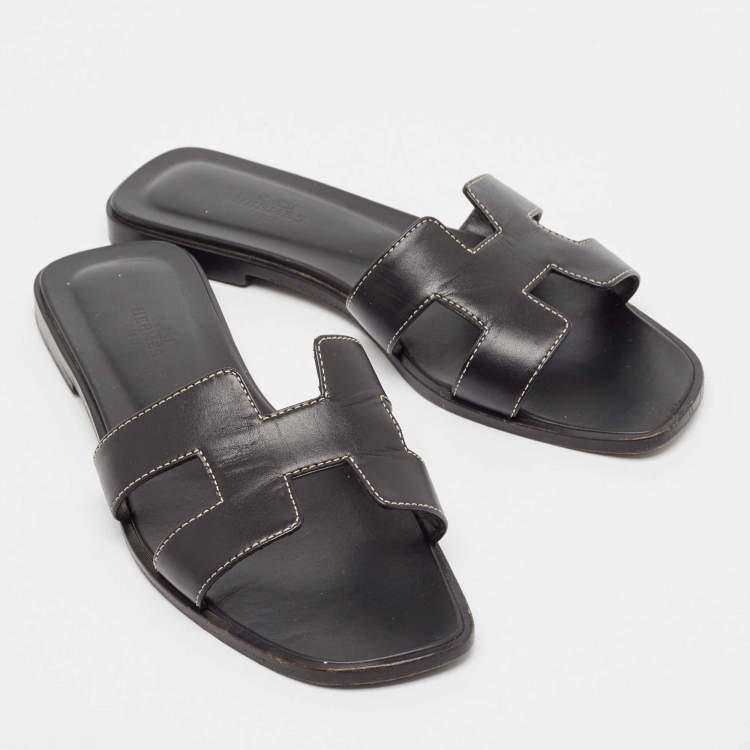 Pre Owned Hermes Black Leather Oran Flat Slides Size 38