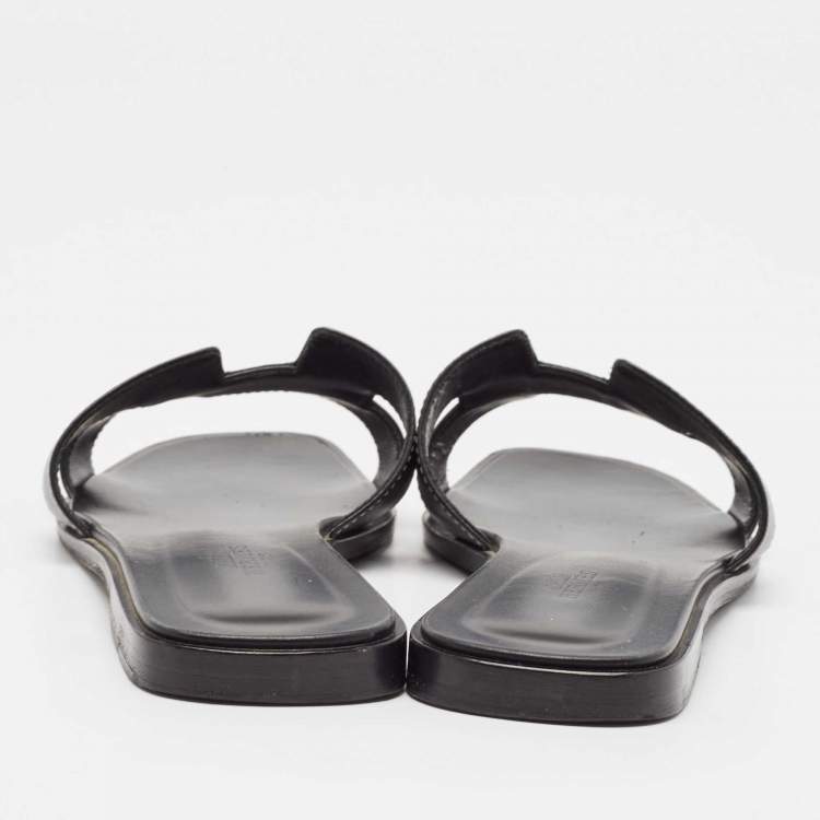 Pre Owned Hermes Black Leather Oran Flat Slides Size 38
