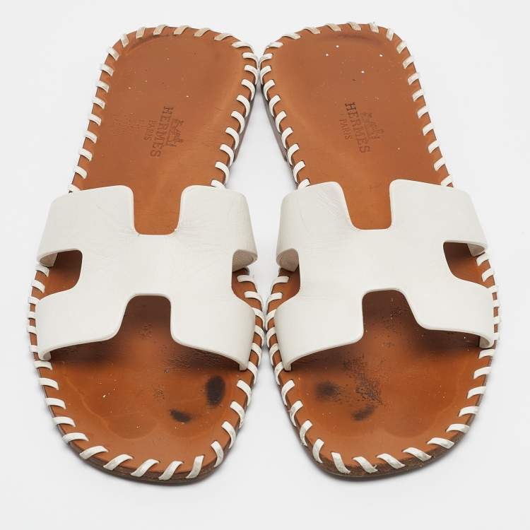 Pre Owned Hermes White Leather Oran Flat Slides Size 35