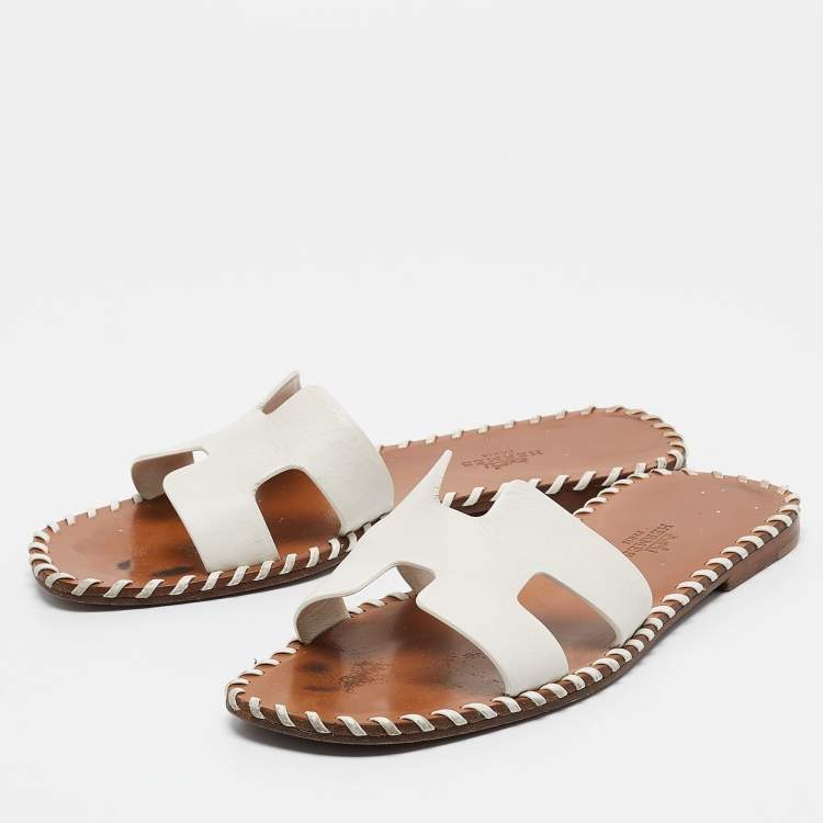 Pre Owned Hermes White Leather Oran Flat Slides Size 35