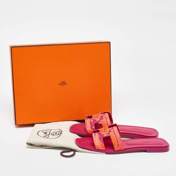 Pre Owned Hermes Orange/Rose Pink Canvas Oran Flat Sandals Size 38