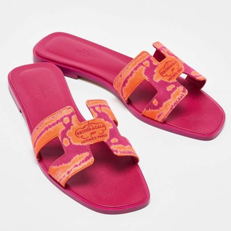 Pre Owned Hermes Orange/Rose Pink Canvas Oran Flat Sandals Size 38