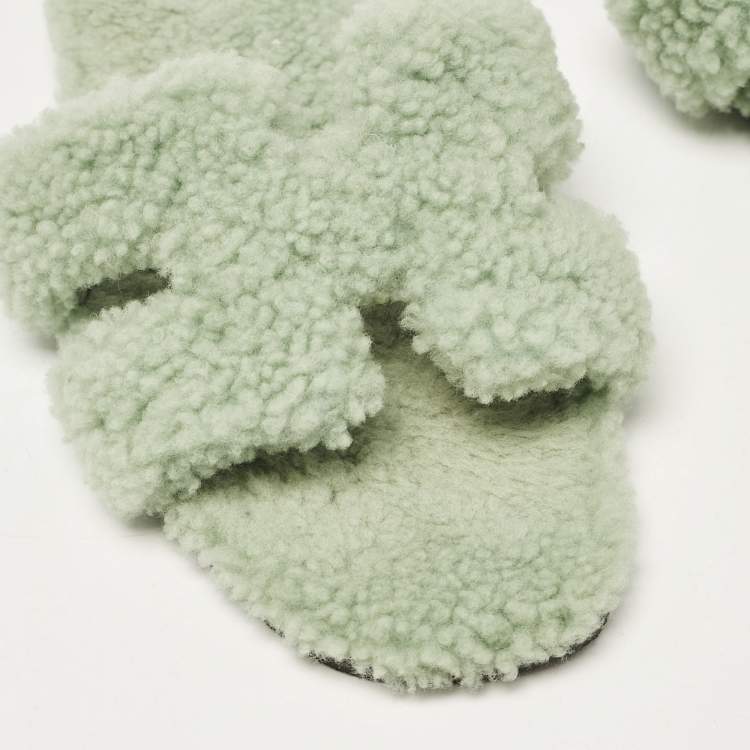Pre Owned Hermes Mint Green Shearling Fur Oran Flat Slide Sandals Size 38.5