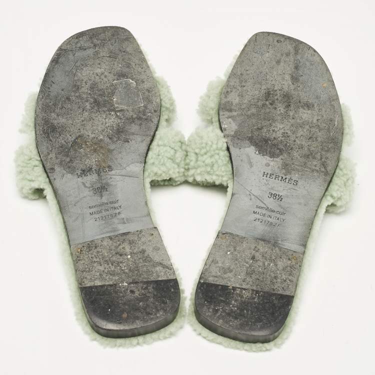 Pre Owned Hermes Mint Green Shearling Fur Oran Flat Slide Sandals Size 38.5