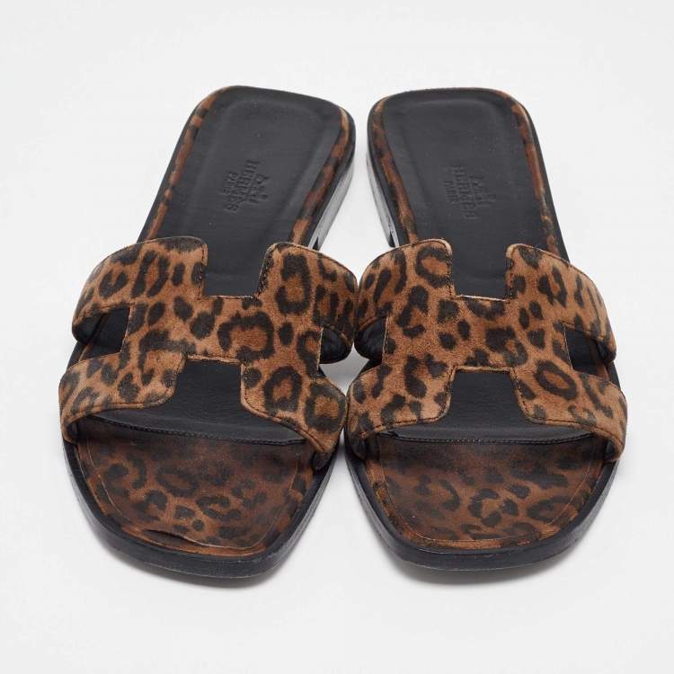Pre Owned Hermes Brown Suede Leopard Print Oran Flat Sandals Size 38