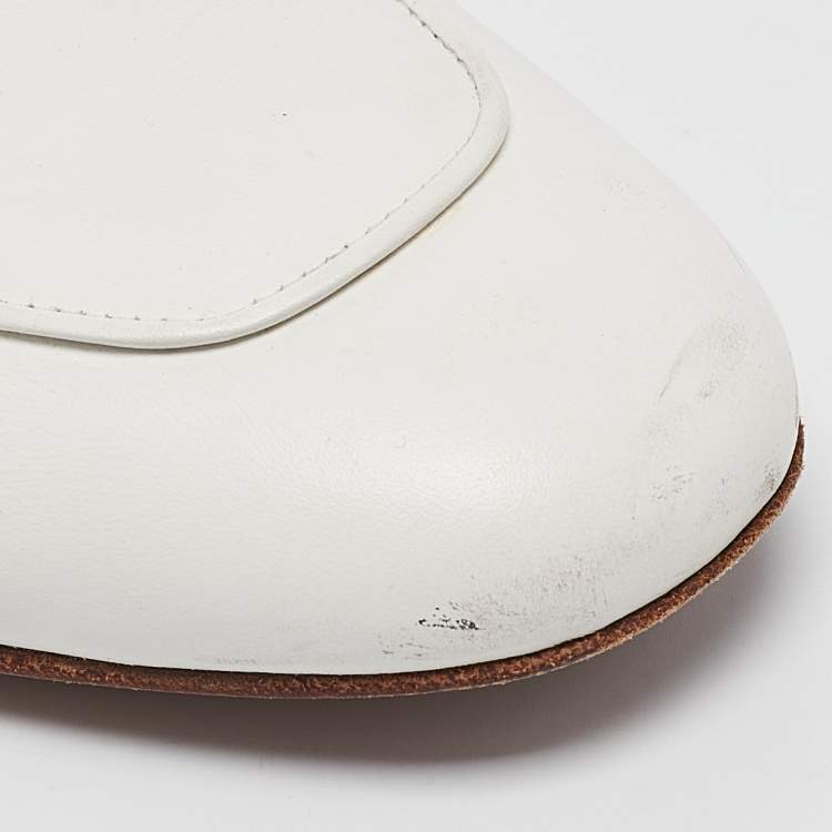 Pre Owned Hermes White Leather Oz Flat Mules Size 37