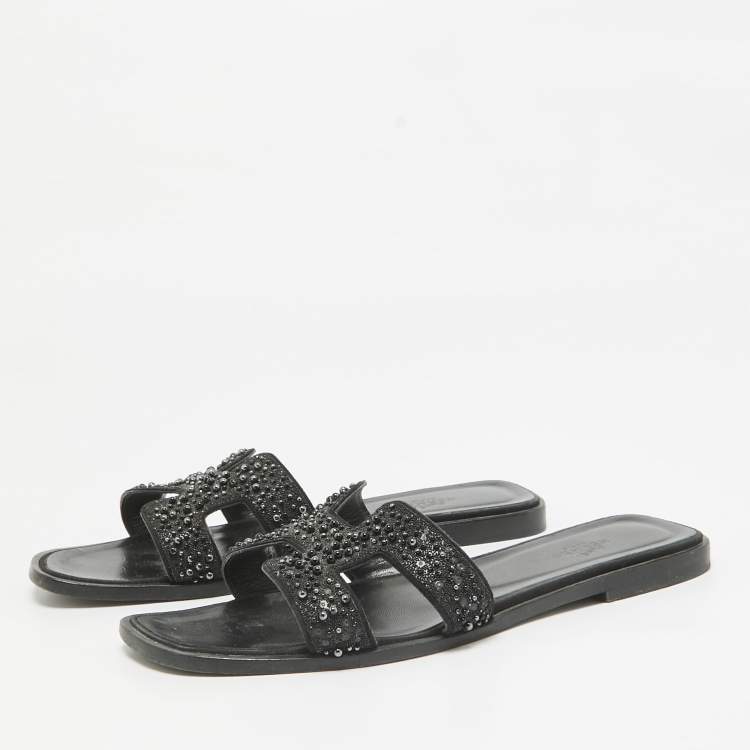 Pre Owned Hermes Black Beaded Suede Oran Flat Slides Size 38.5