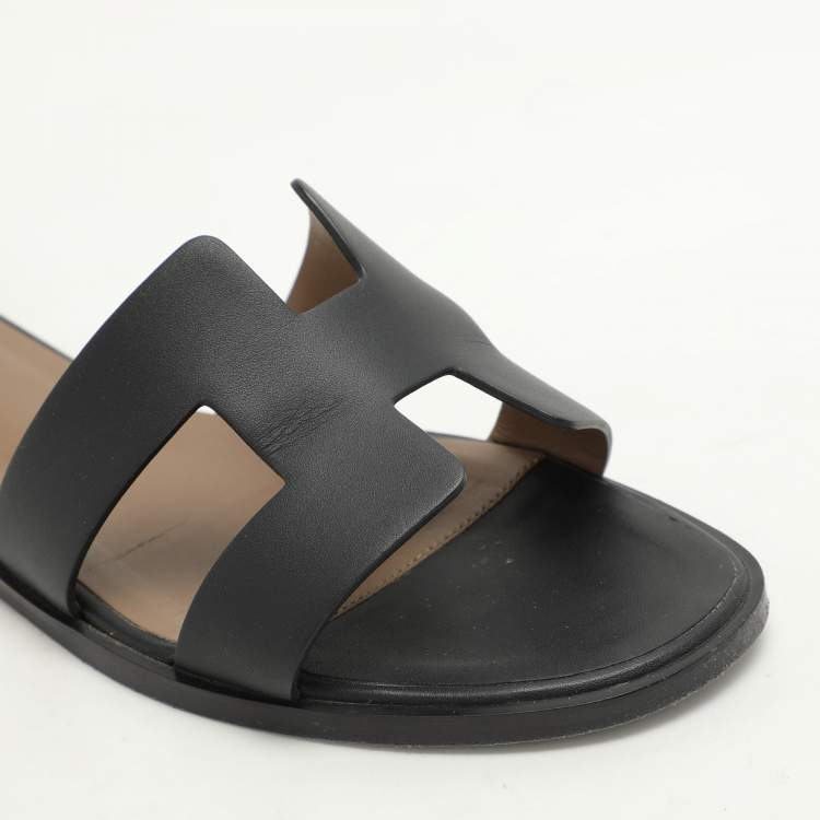 Pre Owned Hermes Black Leather Santorini Flat Sandals Size 39