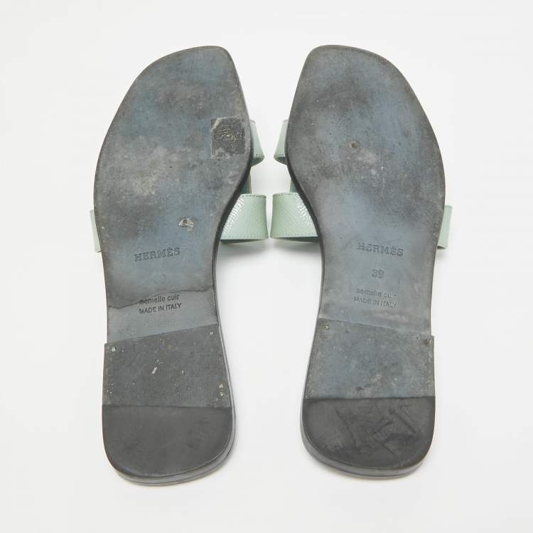 Pre Owned Hermes Mint Green Leather Oran Flat Slides Size 39