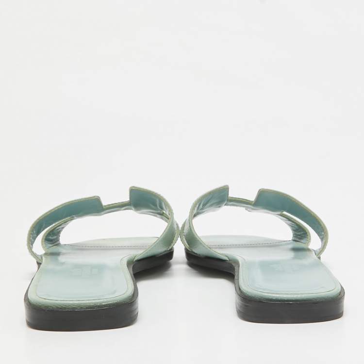 Pre Owned Hermes Mint Green Leather Oran Flat Slides Size 39