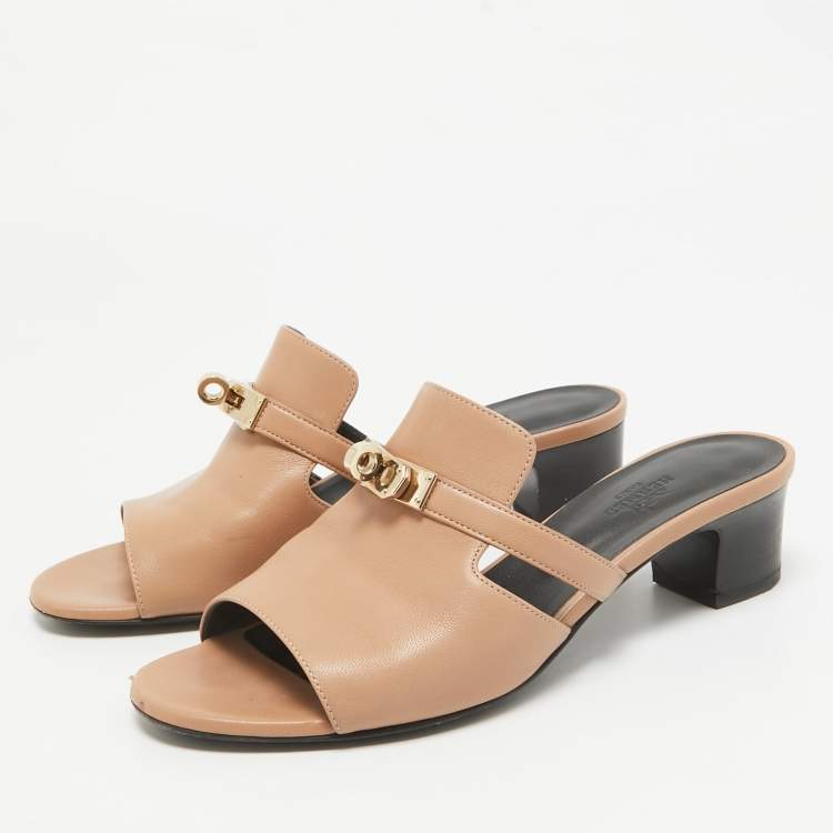 Pre Owned Hermes Tan Leather Candy Slide Sandals Size 38