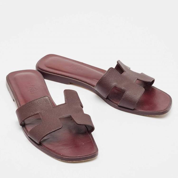 Pre Owned Hermes Burgundy Leather Oran Flat Slides Size 37