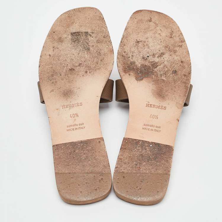 Pre Owned Hermes Brown Leather Oran Flat Slides Size 40.5