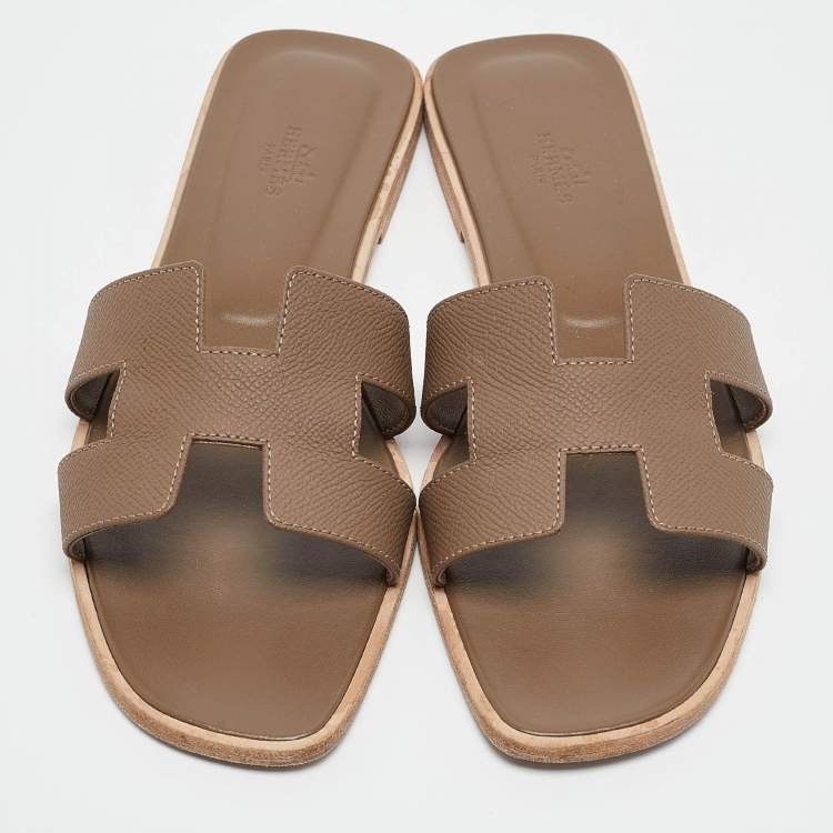 Pre Owned Hermes Brown Leather Oran Flat Slides Size 40.5