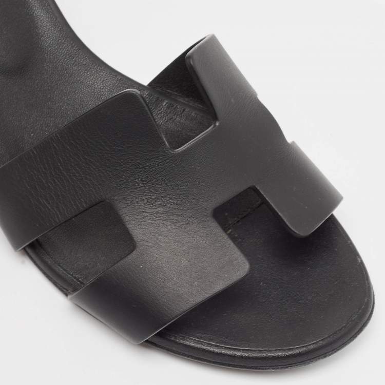 Pre Owned Hermes Black Leather Encens Sandals Size 39