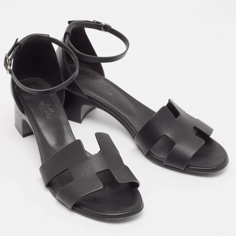 Pre Owned Hermes Black Leather Encens Sandals Size 39