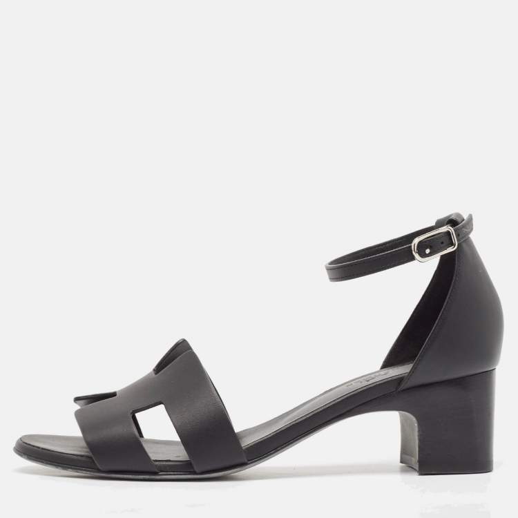 Pre Owned Hermes Black Leather Encens Sandals Size 39
