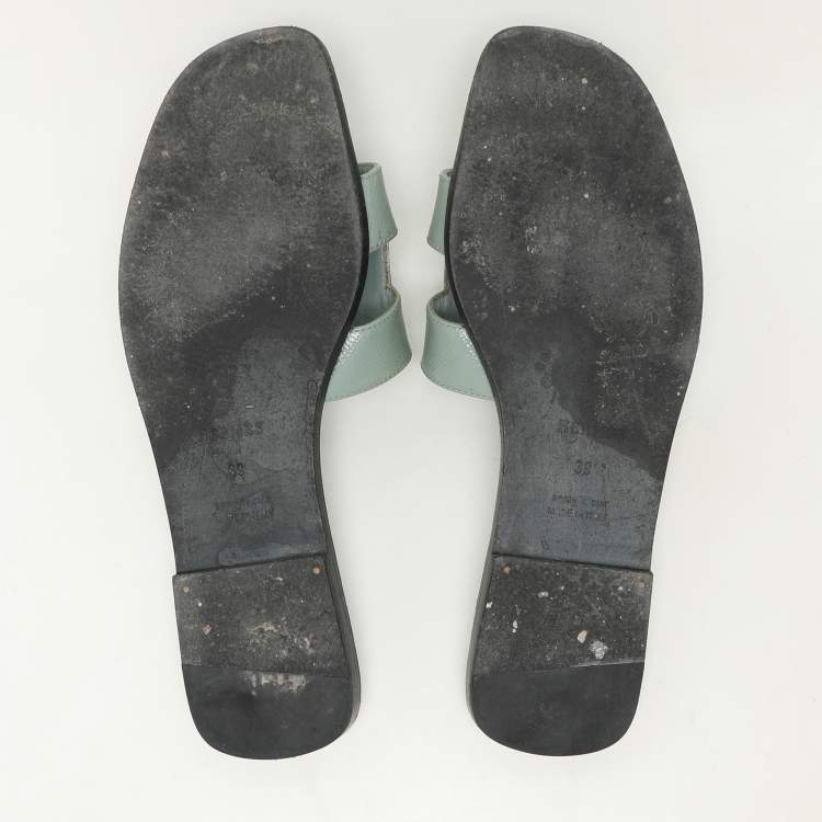 Pre Owned Hermes Grey Patent Leather Oran Flat Slides Size 39