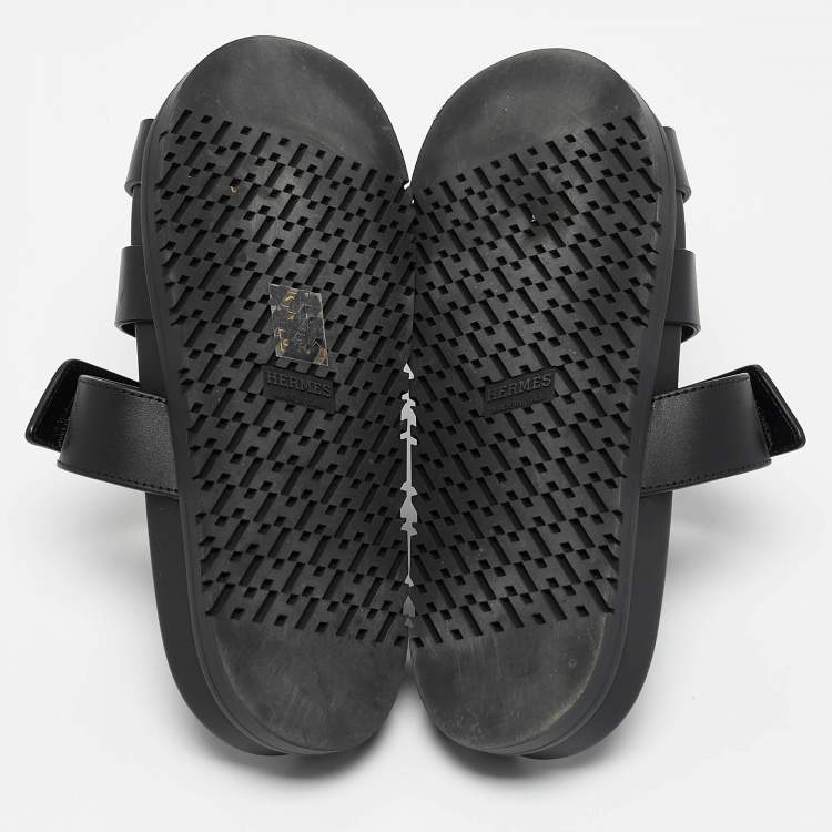 Pre Owned Hermes Black Leather Chypre Sandals Size 36.5