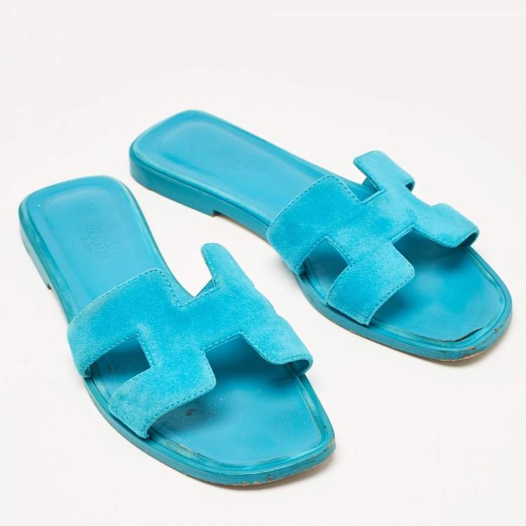Pre Owned Hermes Blue Suede Oran Flat Slides Size 37