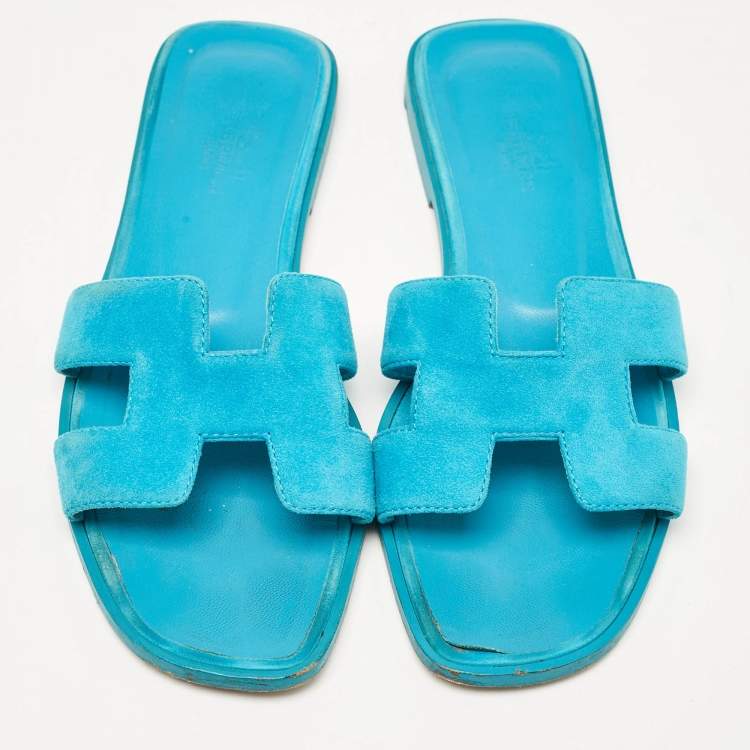 Pre Owned Hermes Blue Suede Oran Flat Slides Size 37