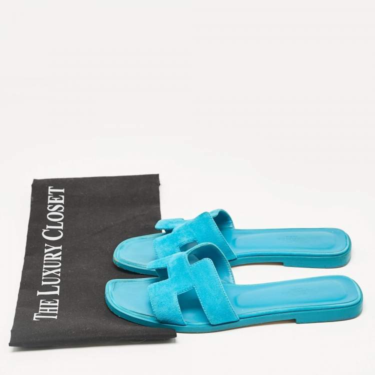 Pre Owned Hermes Blue Suede Oran Flat Slides Size 37