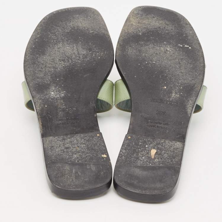 Pre Owned Hermes Green Patent Leather Oran Flat Slides Size 38.5