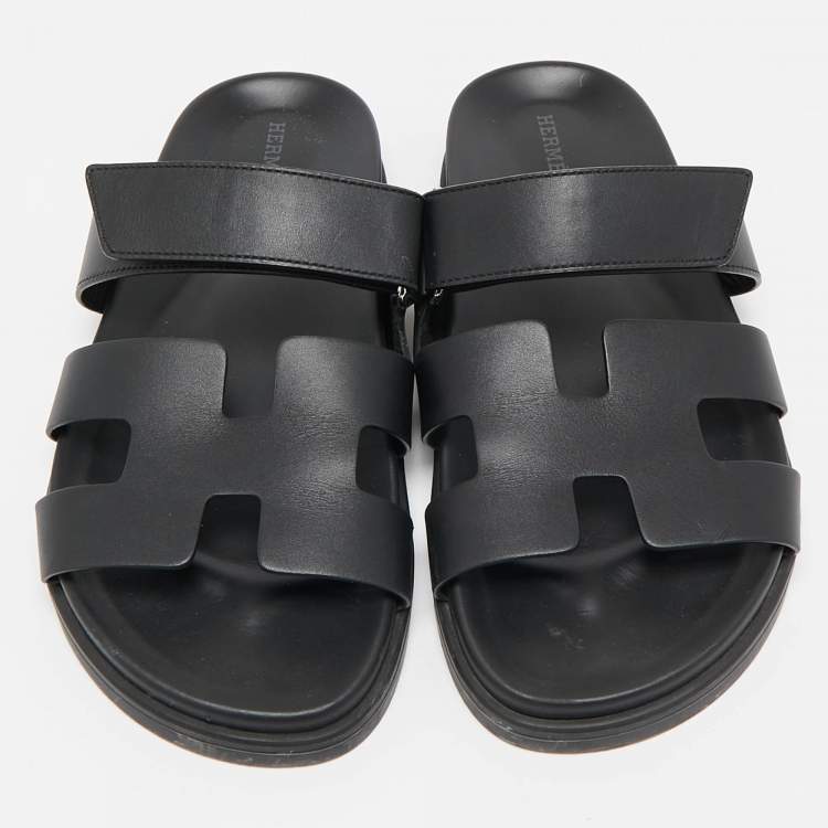 Pre Owned Hermes Black Leather Chypre Flat Sandals Size 39