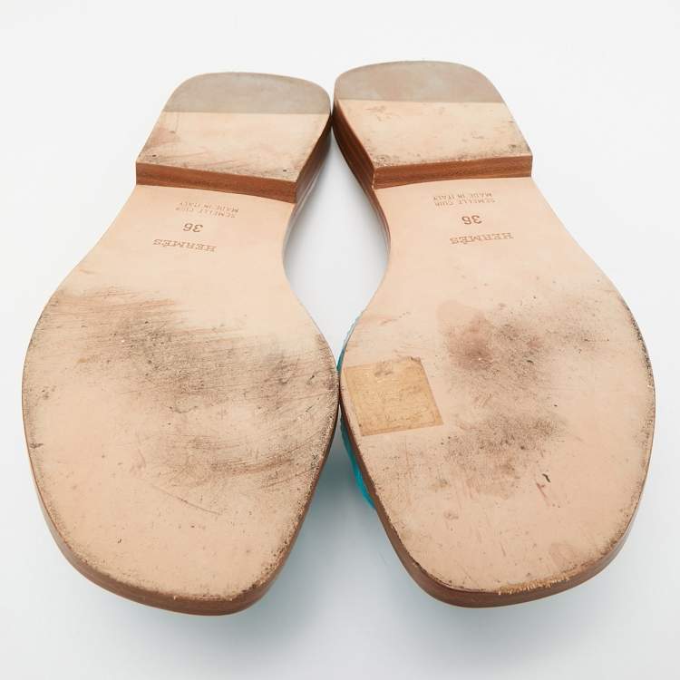 Pre Owned Hermes Turquoise Leather Oran Flat Slides Size 36