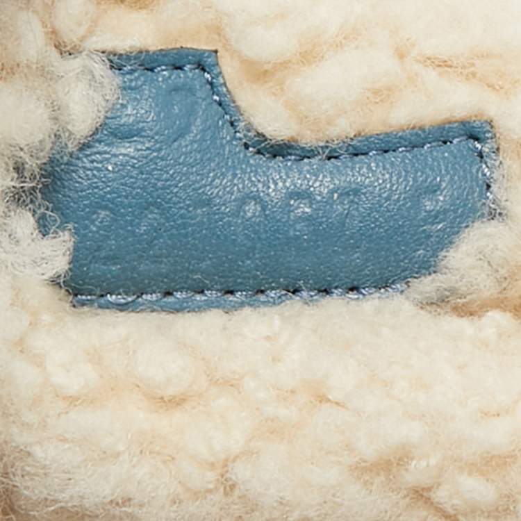 Pre Owned Hermes Blue Fur and Suede Chypre Flat Sandals Size 39