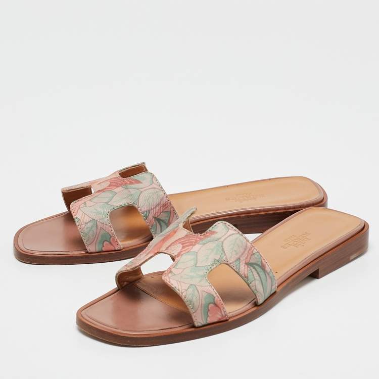 Pre Owned Hermes Multicolor Printed Canvas Oran Slide Sandals Size 36