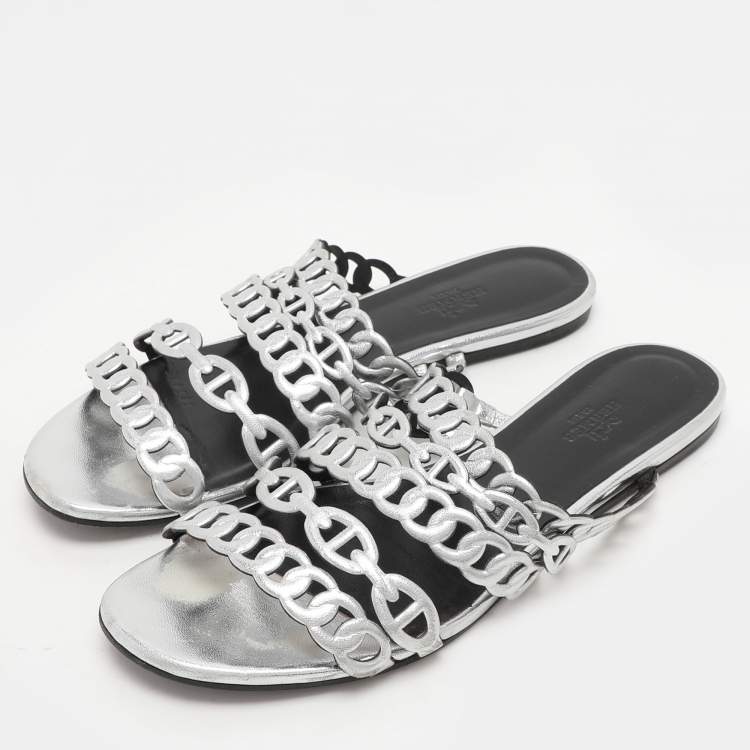 Pre Owned Hermes Silver Leather Chaine d'Ancre Flat Slides Size 37