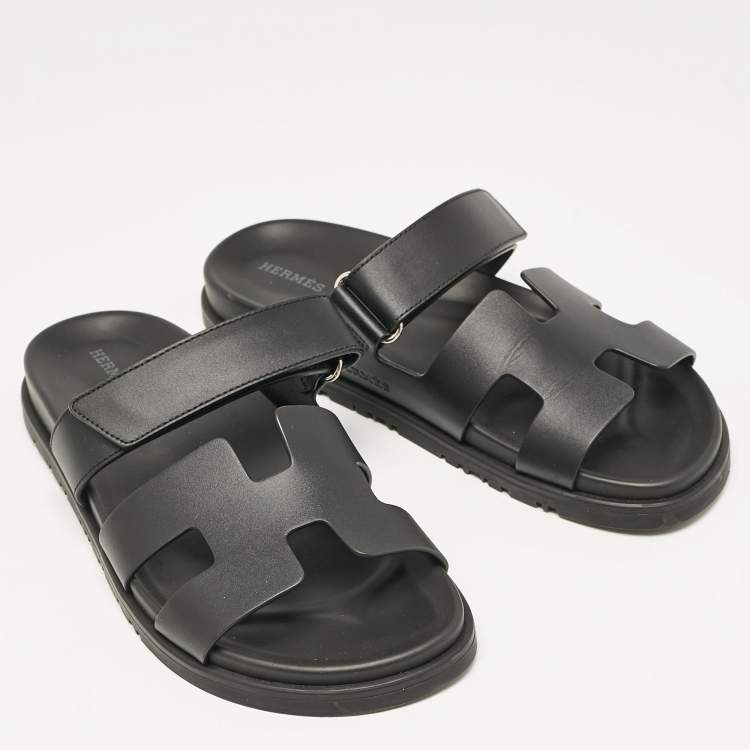 Pre Owned Hermes Black Leather Chypre Flat Sandals Size 40
