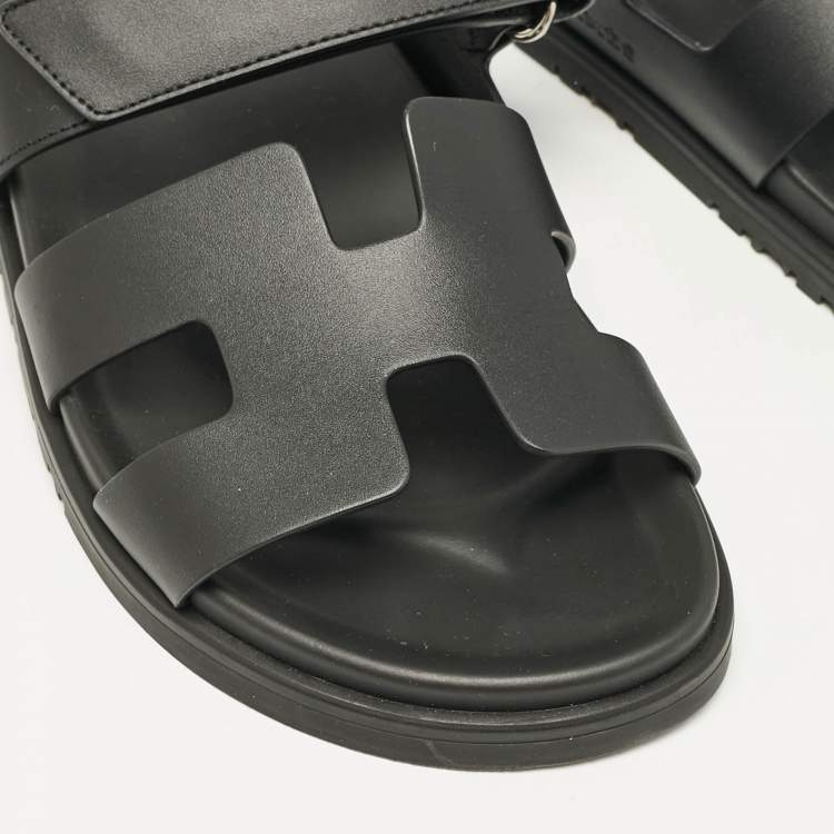 Pre Owned Hermes Black Leather Chypre Flat Sandals Size 40