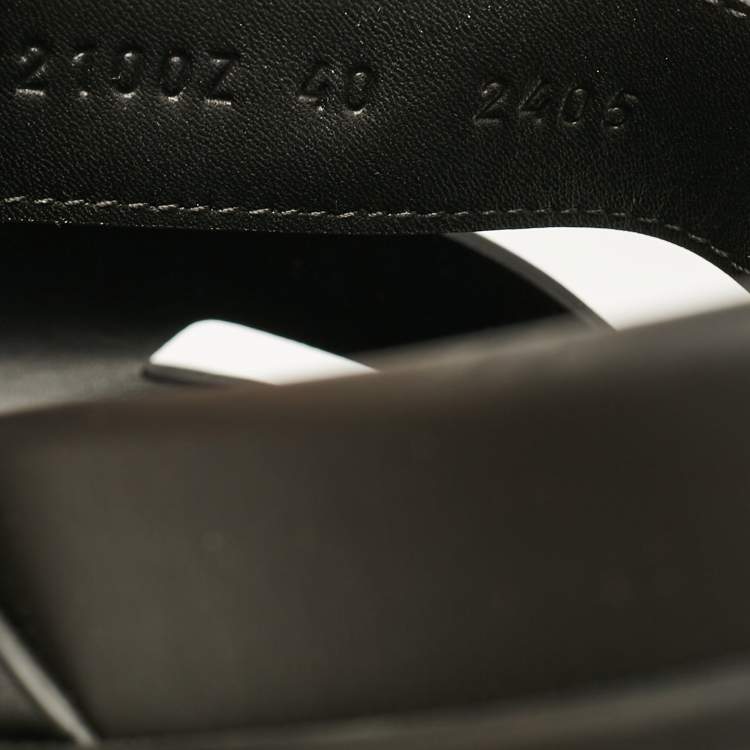 Pre Owned Hermes Black Leather Chypre Flat Sandals Size 40