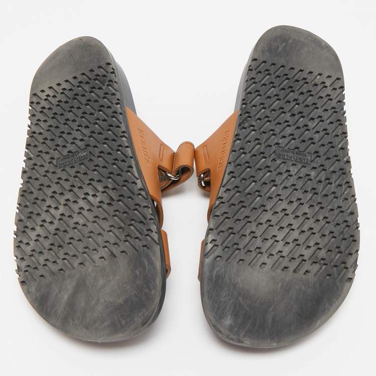 Pre Owned Hermes Brown Leather Chypre Sandals Size 38