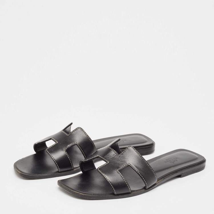 Pre Owned Hermes Black Leather Oran Flat Slides Size 38