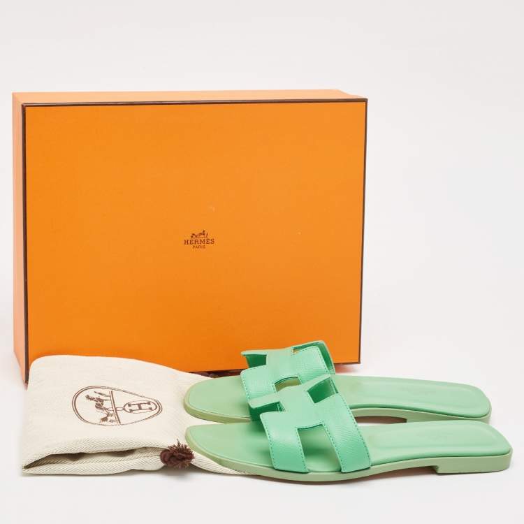 Pre Owned Hermes Green Leather Oran Flat Slides Size 38