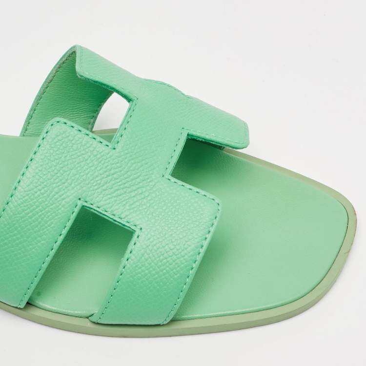 Pre Owned Hermes Green Leather Oran Flat Slides Size 38