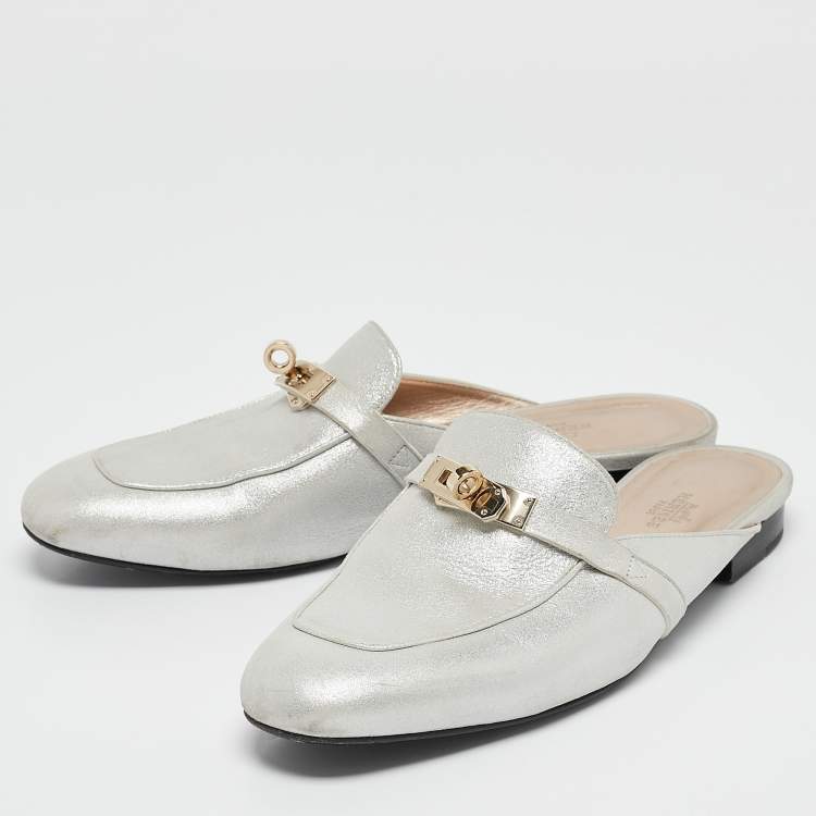 Pre Owned Hermes Silver Textured Suede Oz Flat Mules Size 39