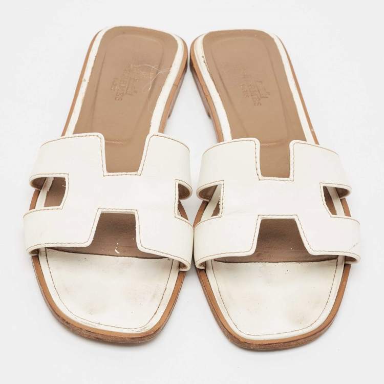 Pre Owned Hermes White Leather Oran Flat Slides Size 39 