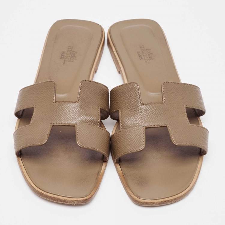 Pre Owned Hermes Brown Leather Oran Flat Slides Size 38