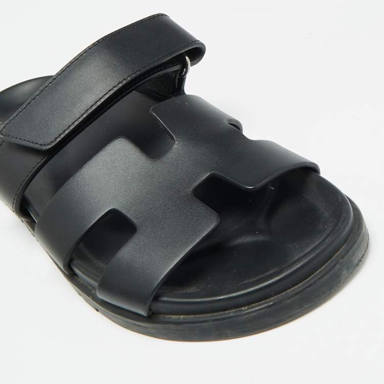 Pre Owned Hermes Black Leather Chypre Sandals Size 36.5
