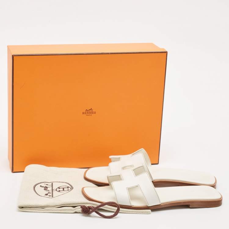 Pre Owned Hermes White Leather Oran Flat Slide Sandals Size 37