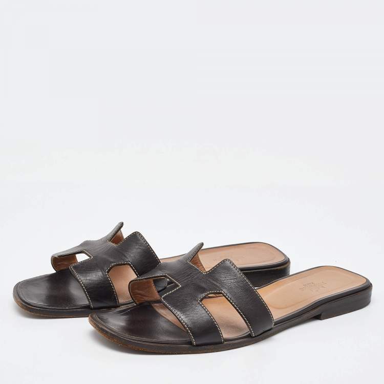 Pre Owned Hermes Dark Brown Leather Oran Flat Slide Sandals Size 40