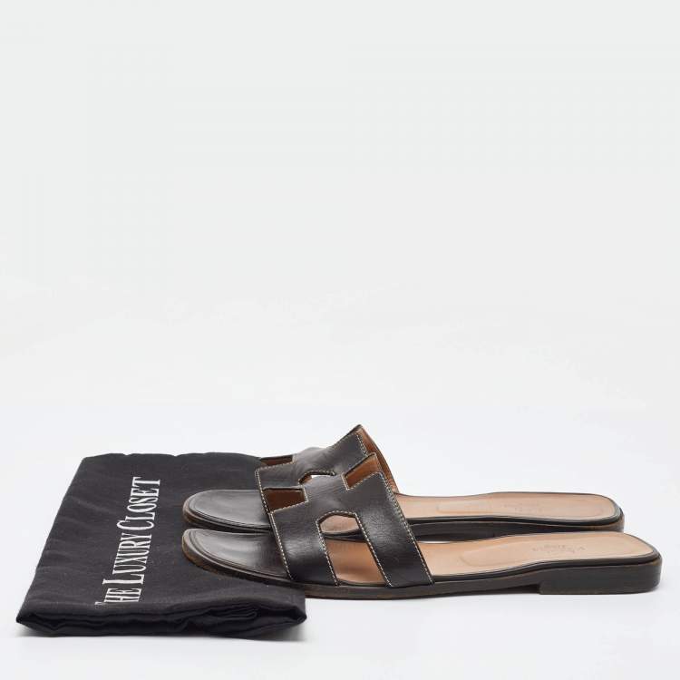 Pre Owned Hermes Dark Brown Leather Oran Flat Slide Sandals Size 40