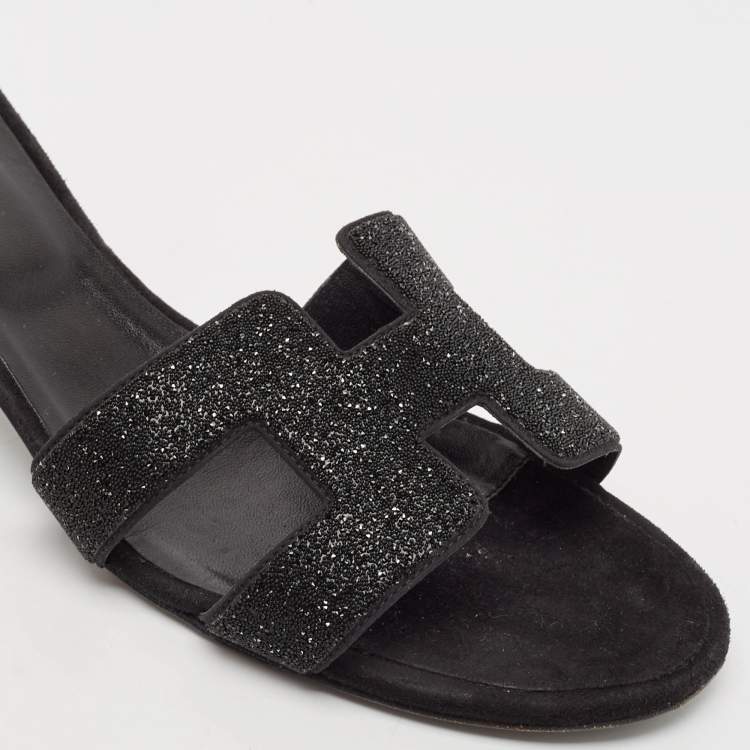مملوكة مسبقًا Hermes Silver/Black Glitter and Suede Oasis Slide Sandals Size 41